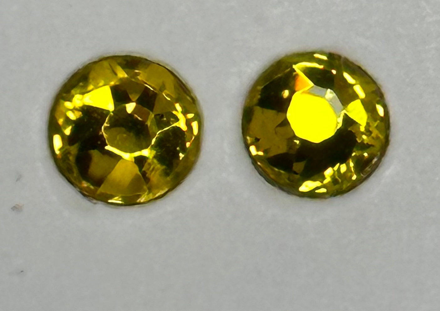 Glass Rhinestones, Citrine