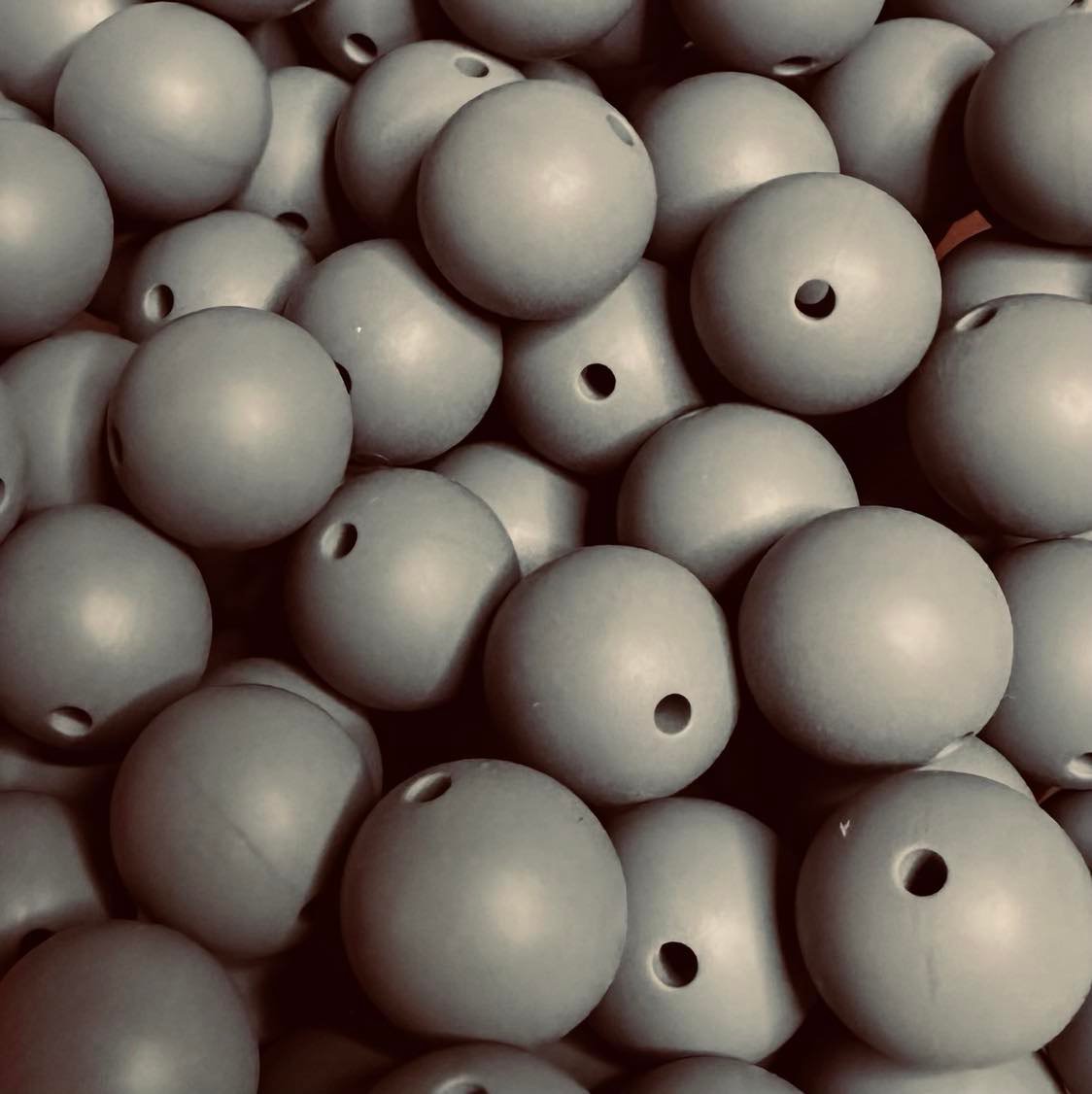 15 mm Silicone Bead, Deep Gray