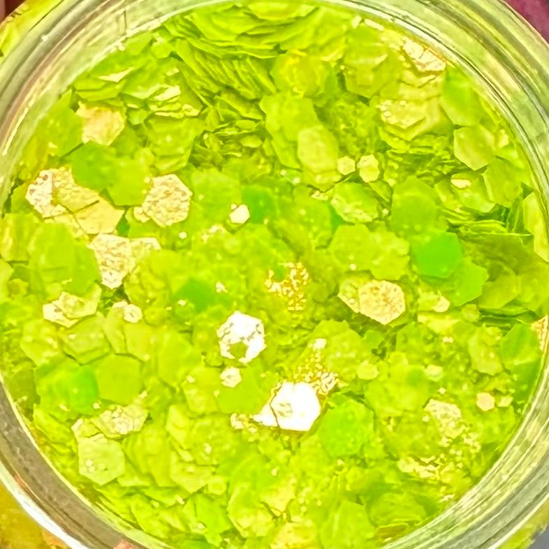 Leapin' Lizard Pearl Fluorescence Chunky Mix Glitter