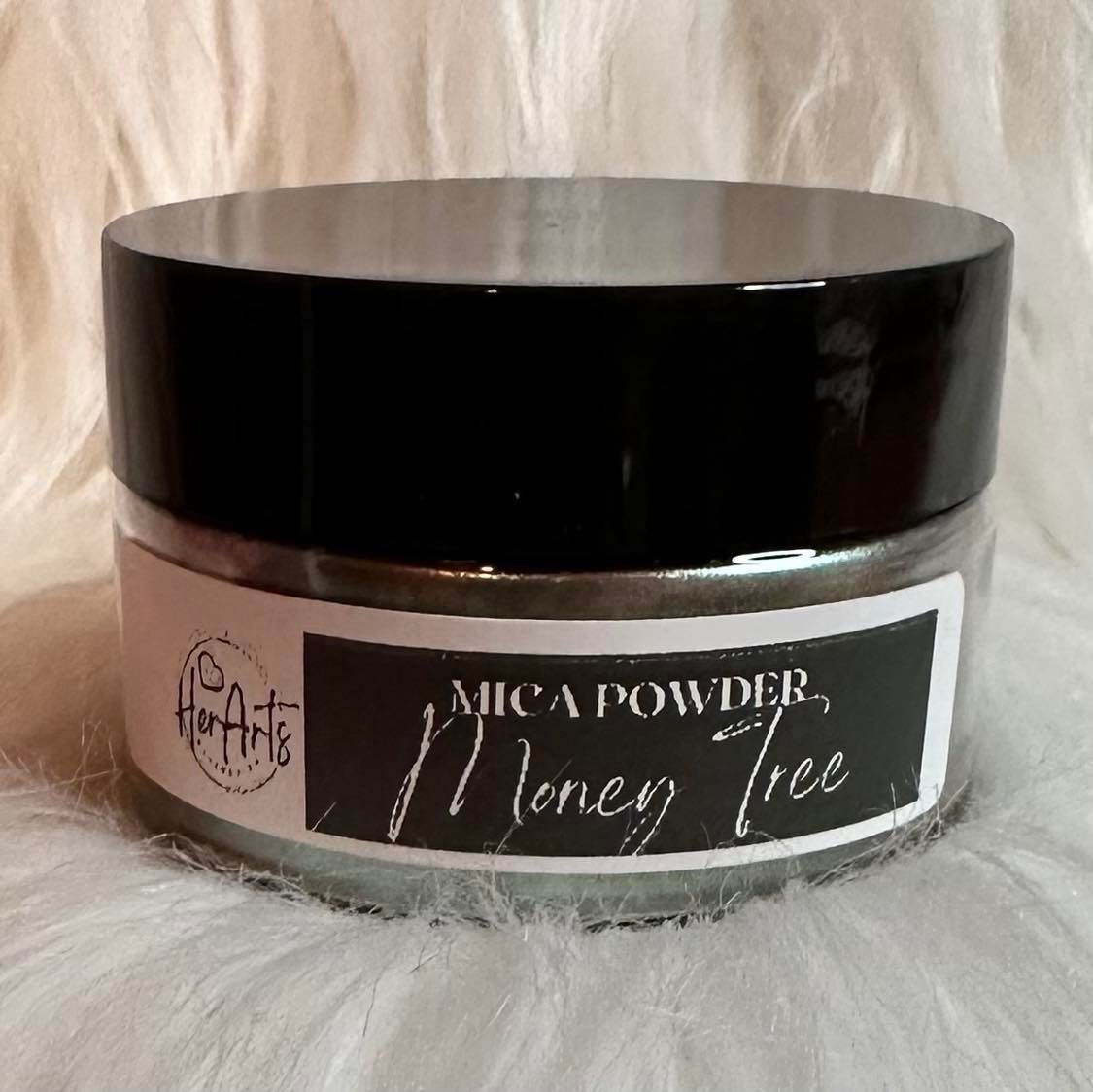 Mica Powder, Money Tree