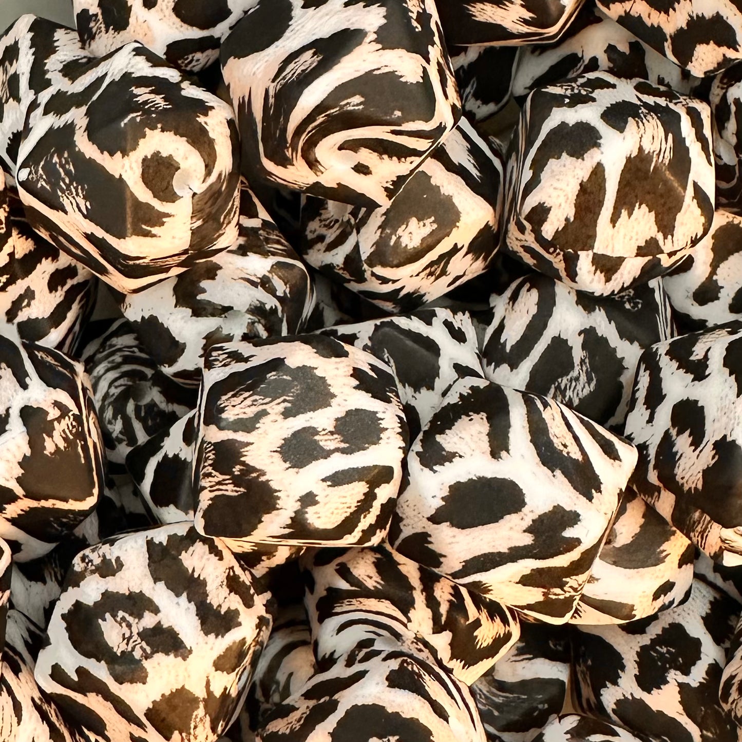 17mm Printed Hexagon Silicone Bead, Cheetah