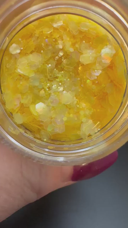 Daffodil Holographic Iridescent Chunky Mix Glitter